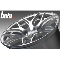 BOLA B8R 18x8.5 SILVER POLISHED FACE